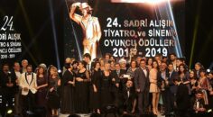 25. Sadri Alışık Tiyatro & Sinema Oyuncu Ödülleri Adayları Açıklandı