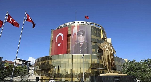 Aydın Büyükşehir Belediyesi Billboard ve Reklam Mecralarını Kendisi İşletecek