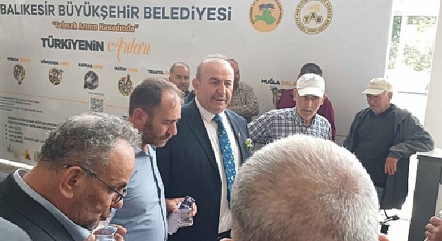 Balıkesir Büyükşehir Belediyesi 20 Mayıs Dünya Arı Günü’ne yoğun ilgi