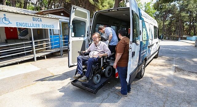 Buca Belediye Başkanı Görkem Duman engelsiz kent Buca için düğmeye bastı