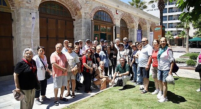 Çeşme Belediye Başkanı Lal Denizli çocuklarımızın ve gençlerimizin tarih bilincini geliştirmeyi hedefliyoruz” dedi