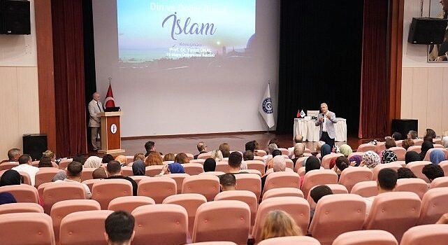 EÜ’de “Din ve Değer Olarak İslam” konferansı düzenlendi