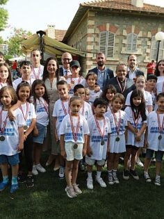 Filiz Ceritoğlu Sengel, başarılı sporcuları tebrik ederek; “Her birinizle gurur duyuyorum” dedi