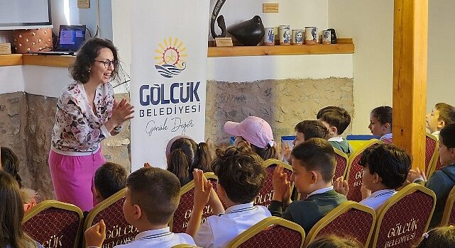 Gölcük Belediyesi, Yalı Evleri’nde düzenlediği etkinlik ile çocuklara çevre koruma ve geri dönüşüm bilinci aşıladı