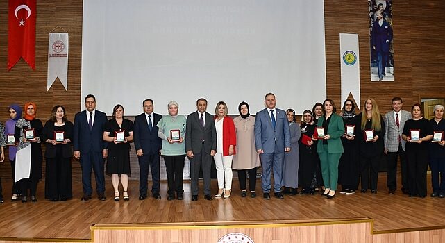 Harran Üniversitesi Kurumların İşbirliğinde Hemşirelik Haftası Coşkulu Bir Programla Kutlandı