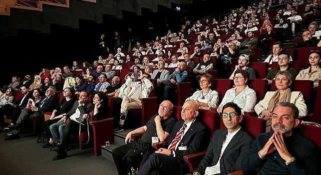 İstinye Üniversitesi’nin düzenlediği “Sinema ve Yapay Zekâ” etkinliğine yoğun ilgi