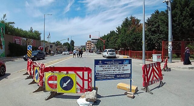 İSU, Tuzla Caddesi’ne 740 Metre Yeni Yağmur Suyu Hattı Yapıyor