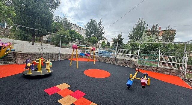 İzmir’in parkları yeniden doğuyor