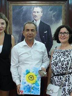 Kemer Belediyesi’nden “Savaşsız Çocukluk Projesine” destek