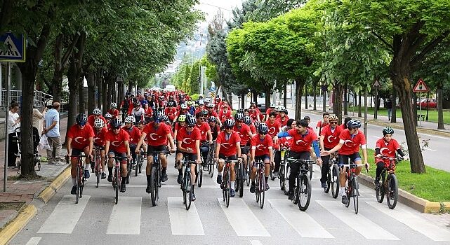 Kocaeli’de pedallar ‘Barış’ için çevrildi