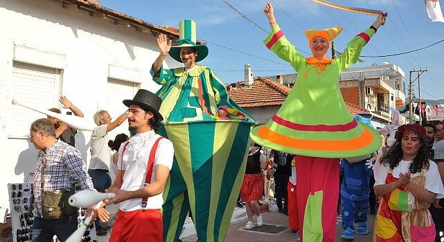 Menemen Belediyesi tarafından düzenlenen 14’üncü kez gerçekleştirilecek Emiralem Çilek Festivali için geri sayım başladı