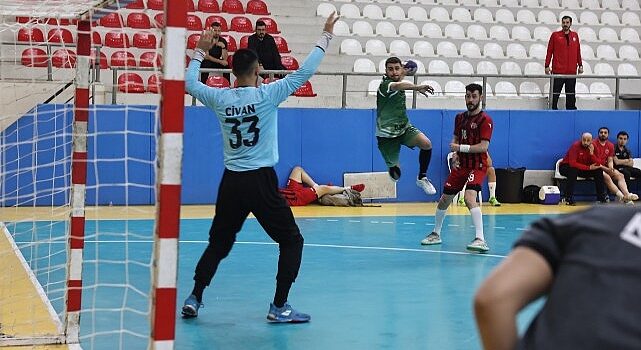 Nilüfer Belediyespor sezonu dördüncü tamamladı