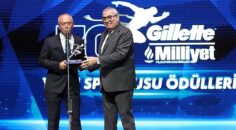 Türkiye Bisiklet Federasyonu 70.Gillette Milliyet Yılın Sporcusu Ödülleri’nde  “Erdoğan Demirören Büyük Ödülü’ne” layık görüldü