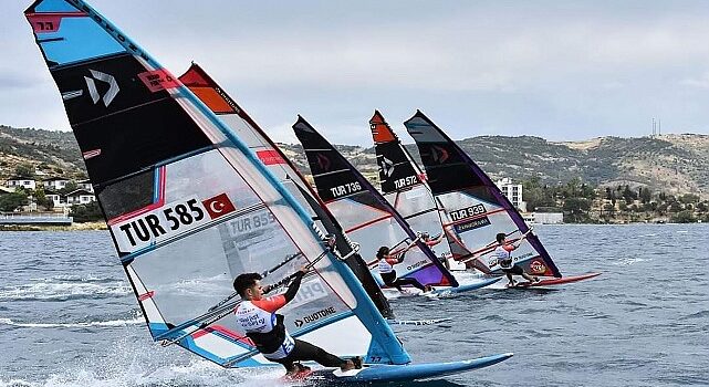 Türkiye Windsurf Ligi Şampiyonası 1. Etap Foça Wind Fast Yarışları, 2-5 Mayıs tarihlerinde gerçekleştirildi