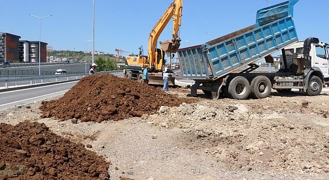 Yeşilova-Solaklar Kavşağı’nda çevre düzenlenmesi