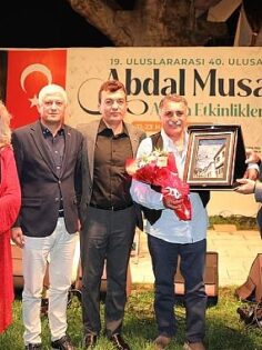 Abdal Musa Anma etkinlikleri başladı Erdal Erzincan konser verdi