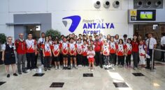 Antalya  Büyükşehir izcileri havalimanını gezdi