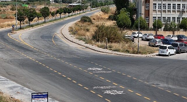 Aydın Büyükşehir Belediyesi, kent içi trafiği hızlandıran ve sürüş konforunu artıran çalışmalara imza atmaya devam ediyor