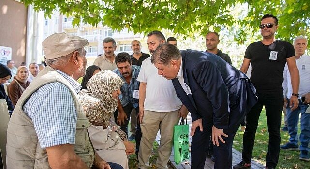 Başkan Tugay orman işçisi Serkan Topkaya’nın  cenazesine katıldı