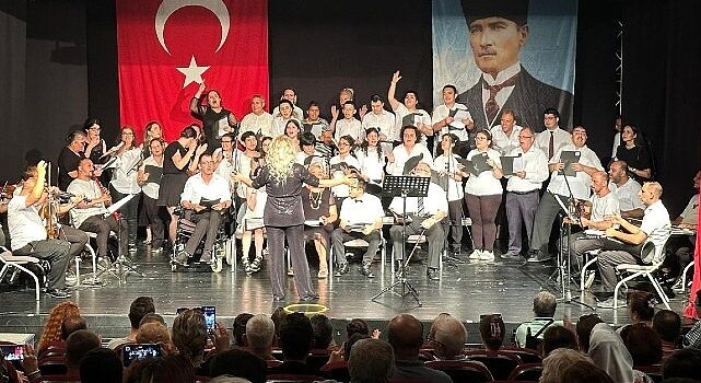 Bizim Ev katılımcılarından muhteşem konser