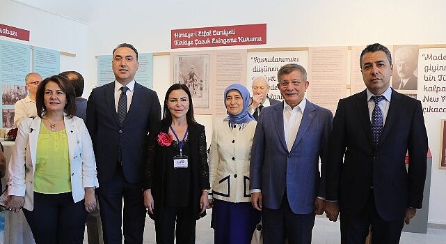 Çankaya Belediyesi katkı sağladığı, Koç Üniversitesi VEKAM ve KOREV işbirliği ile hazırlanan “İstiklâlden İstikbale Çocuk Davamız” sergisi Zülfü Livaneli Kültür Merkezi’nde açıldı