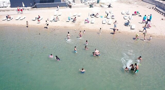 İBB, sorumluluğundaki Büyükada, Caddebostan, Bakırköy Güneş ve Küçükçekmece Menekşe plajlarını yaza hazırladı