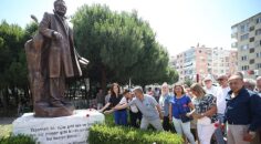 Karşıyaka, Nazım Hikmet’i unutmadı