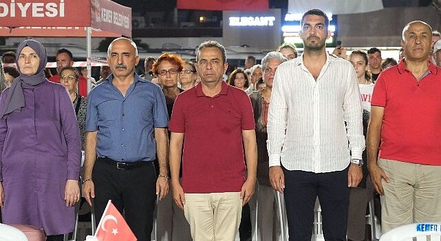 Kemer’de halk oyunları yarışması düzenlendi