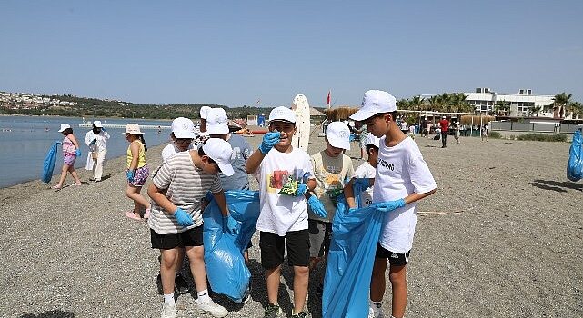 Muhafızlardan “çevre günü” temizliği