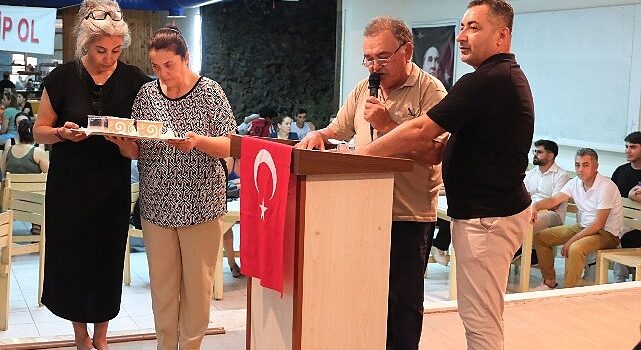 Alevi Kültür Derneği’nden aşure ikramı