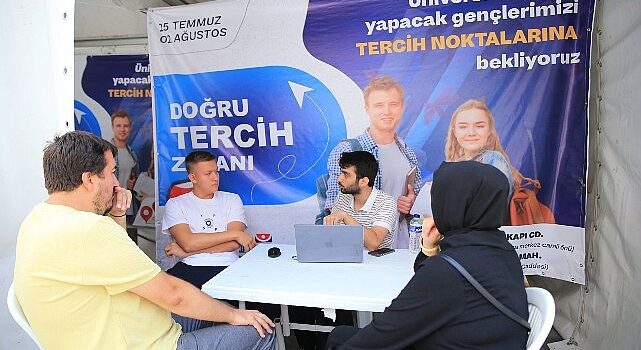 Bayrampaşa Belediyesi’nden öğrencilere ücretiz YKS tercih danışmanlığı