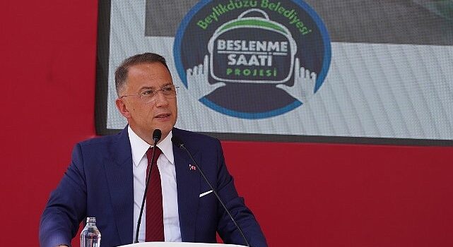 Beylikdüzü Belediye Başkanı Mehmet Murat Çalık, Cumhuriyet Halk Partisi’nin Eğitim Maratonu etkinliğinde konuştu