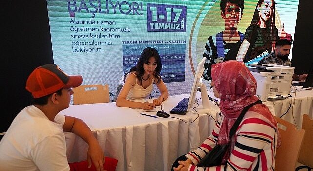 Beylikdüzü Belediyesi’nin ‘LGS Tercih Günleri’ devam ediyor