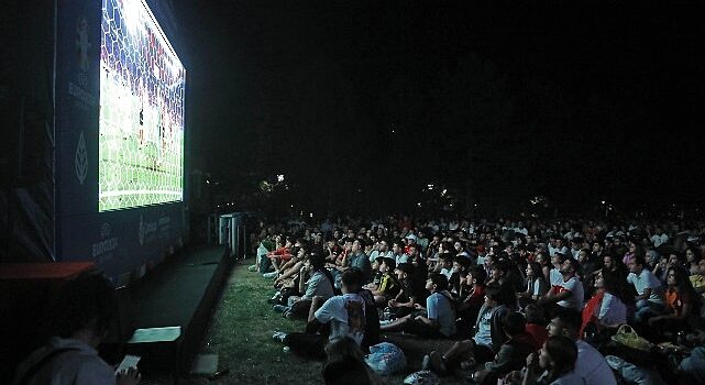 Çankaya Belediyesi, 2024 Avrupa Futbol Şampiyonası son 16 tur heyecanını Ahlatlıbel Atatürk Parkı’nda Başkentlilerle buluşturdu