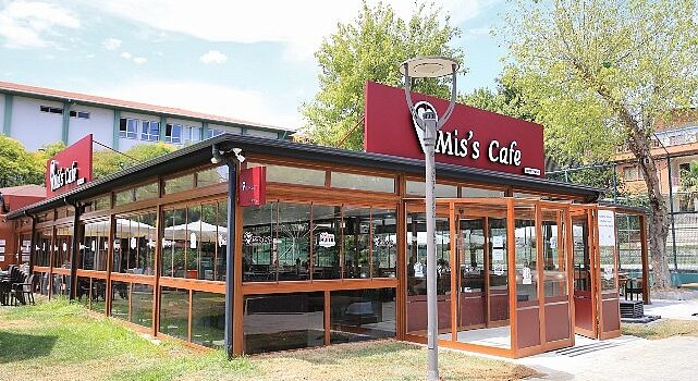 Çayın 3 TL olduğu Mis’s Cafe Bayrampaşa’da açılıyor