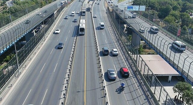 Haliç Köprüsü Metrobüs Yolu Yenileniyor