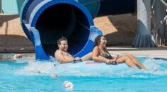 İzmir Büyükşehir Belediyesi öncülük etti Oasis Aquapark Çeşme kapılarını gençlere açtı