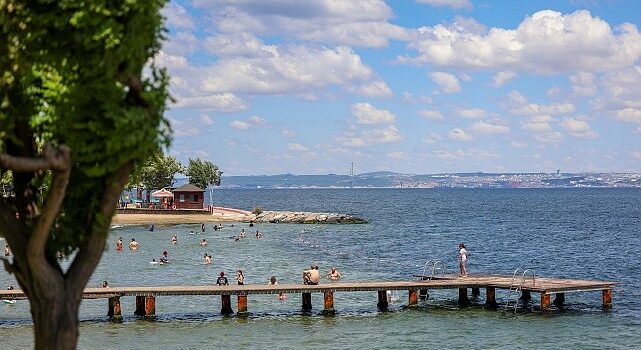 Mavi Bayraklı plajda denize girme keyfini kaçırmayın