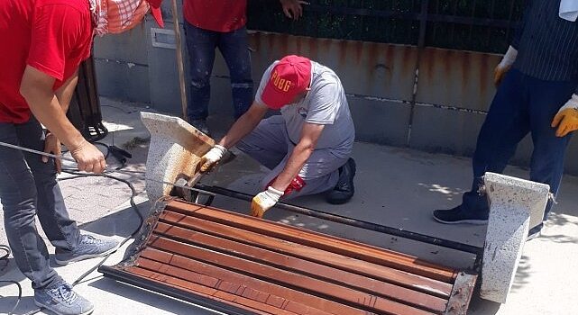 Menderes Parklarında Yenileme Seferberliği