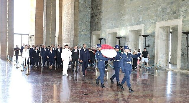 Narlıdere Belediye Başkanı Erman Uzun’dan Anıtkabir Ziyareti