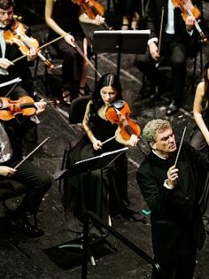 Türkiye Gençlik Filarmoni Orkestrası Atatürk Kültür Merkezi’nde unutulmaz bir konser verdi