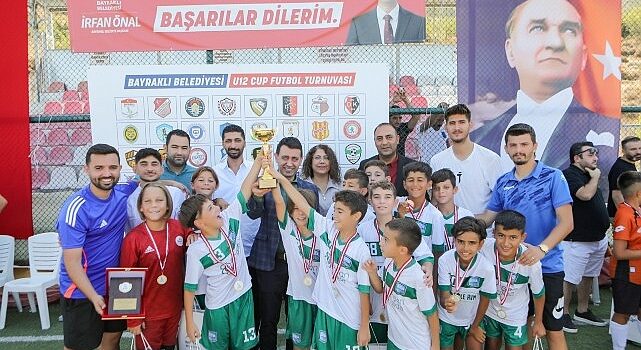 Bayraklı’daki futbol turnuvasında muhteşem final