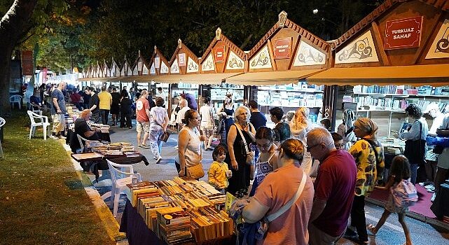 Beylikdüzü Sahaf Söyleşileri “Koku ve Kültür”le Sona Erdi