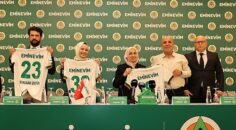 Eminevim Alanyaspor’un forma sırt sponsoru oldu