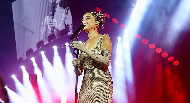 İstanbul Festivali, Melike Şahin konseriyle noktalandı