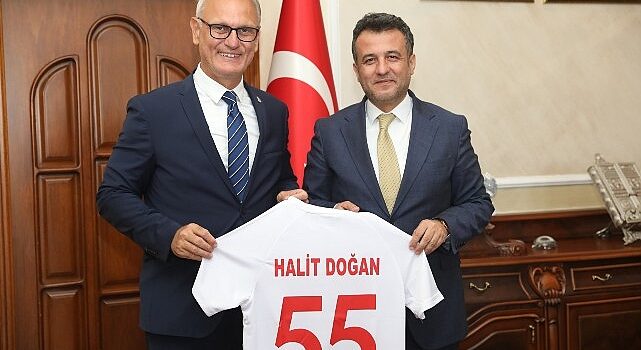 THF Başkanı Kılıç: “Hentbolu Türkiye’nin dört bir yanına yaymayı hedefliyoruz”