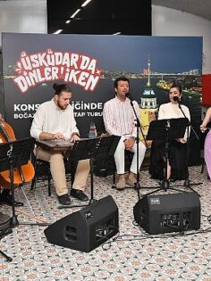 Üsküdar’da Dinler İken Etkinliği ile Boğaziçi’nde Mehtap Turu Yapıldı