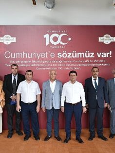 Balparmak’tan İstanbul İl Tarım ve Orman Müdürü Suat Parıldar’a Baldaki Hileyi Tespit Etme Yöntemleri Üzerine Kapsamlı Brifing