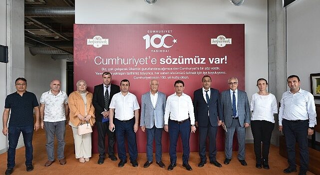 Balparmak’tan İstanbul İl Tarım ve Orman Müdürü Suat Parıldar’a Baldaki Hileyi Tespit Etme Yöntemleri Üzerine Kapsamlı Brifing