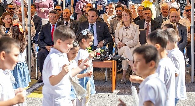 Başkan Mutlu İlköğretim Haftası’nı öğrencilerle birlikte kutladı